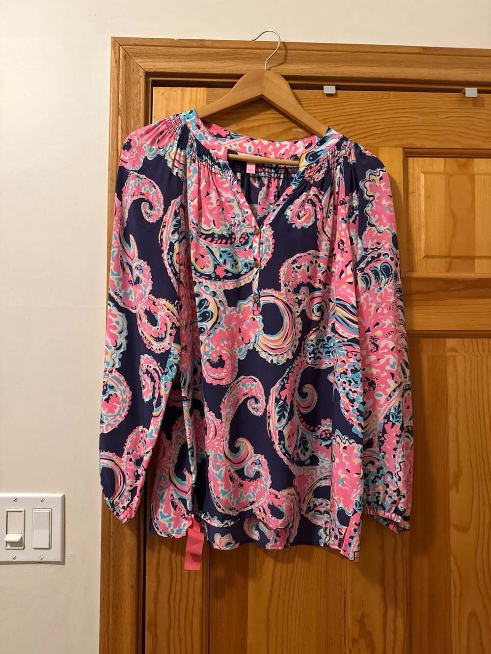 Lilly Pulitzer Elsa Top 100% Silk Navy Pop Up For the Halibut Floral Paisley Pri